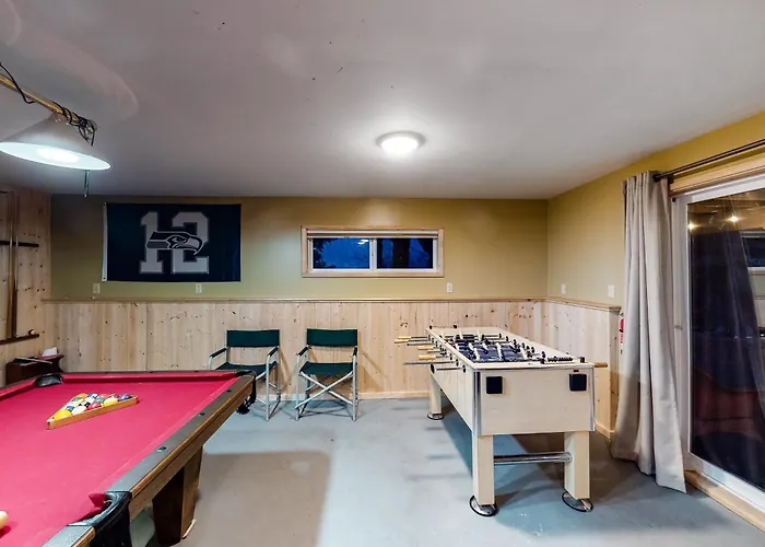 Towering Pines Cabin & Game Room
